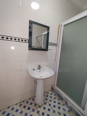 3bdrm Apartment in American House, East Legon for rent