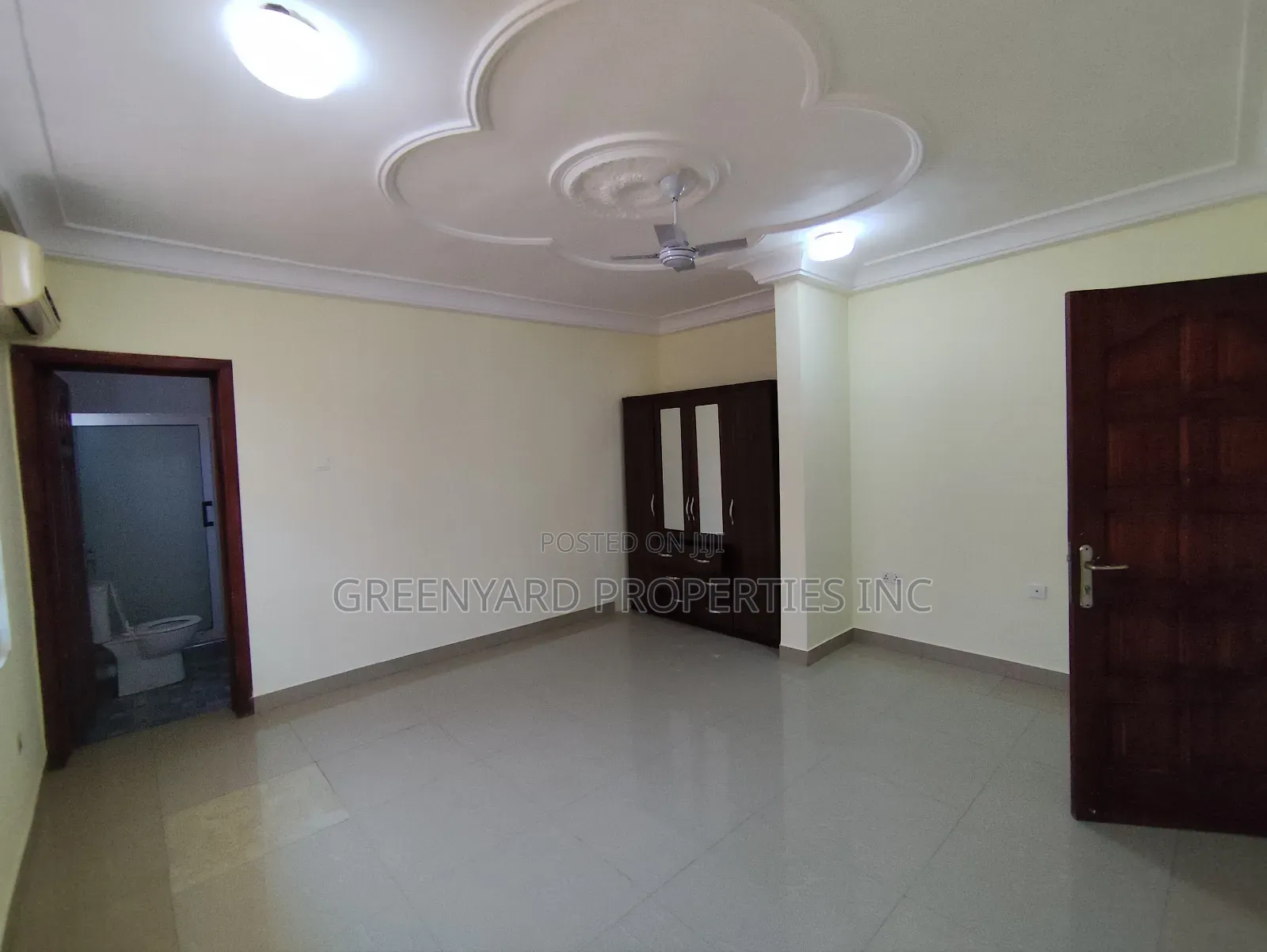 3bdrm Apartment in American House, East Legon for rent