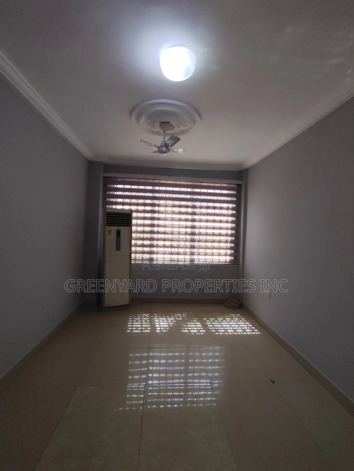 3bdrm Apartment in American House, East Legon for rent