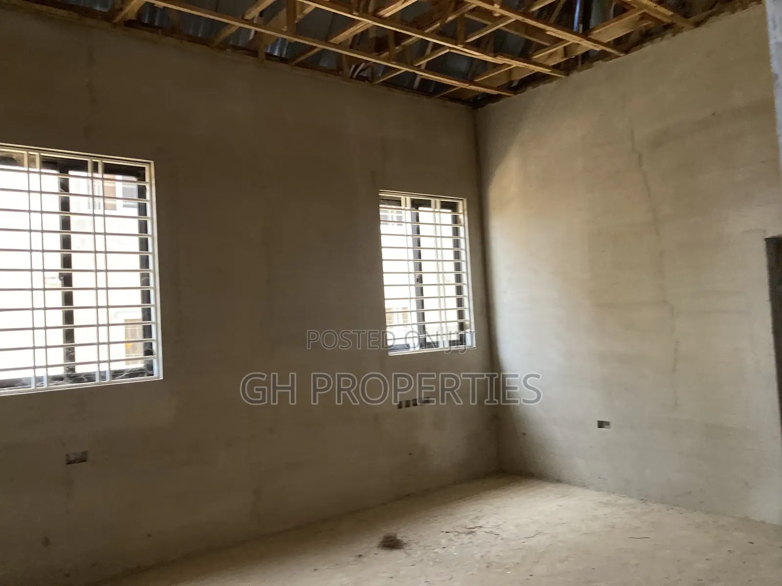 5bdrm Apartment in Anyienem., Kumasi Metropolitan for sale