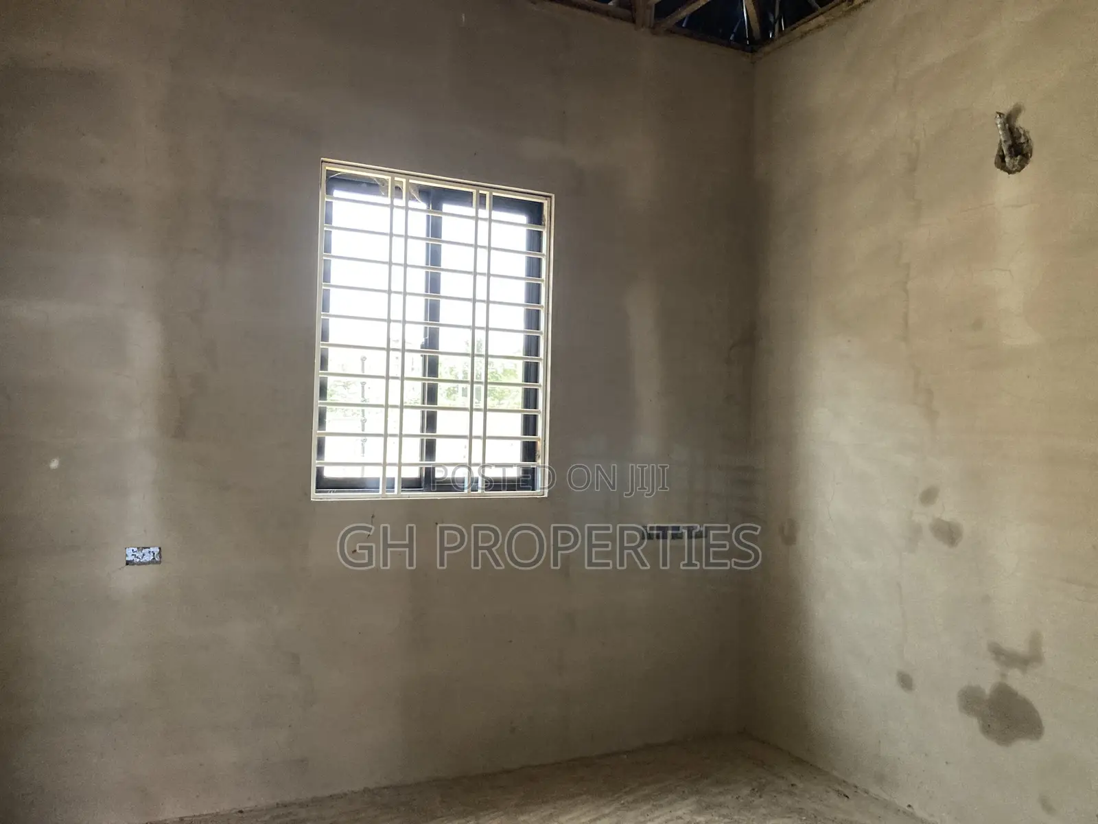 5bdrm Apartment in Anyienem., Kumasi Metropolitan for sale