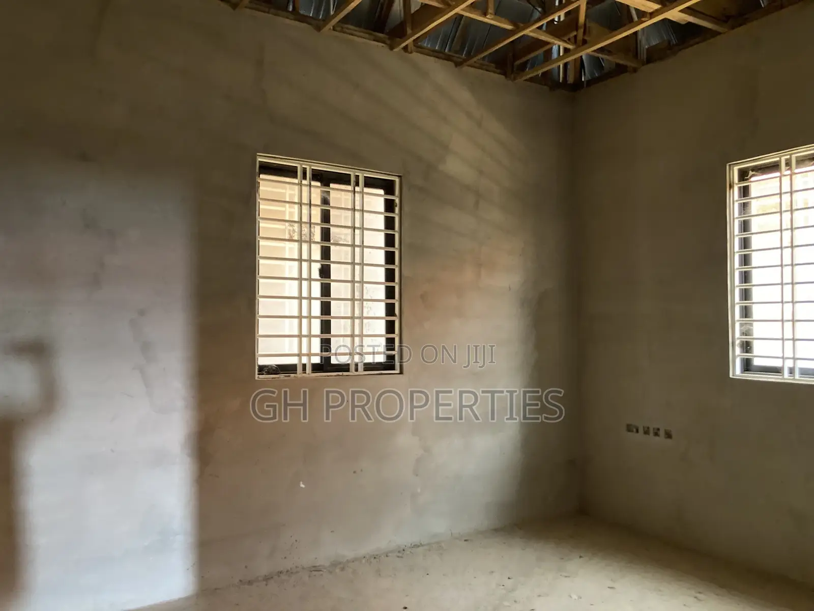 5bdrm Apartment in Anyienem., Kumasi Metropolitan for sale