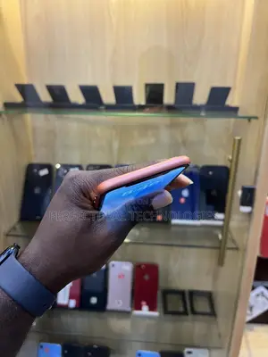New Apple iPhone XR 128 GB Orange