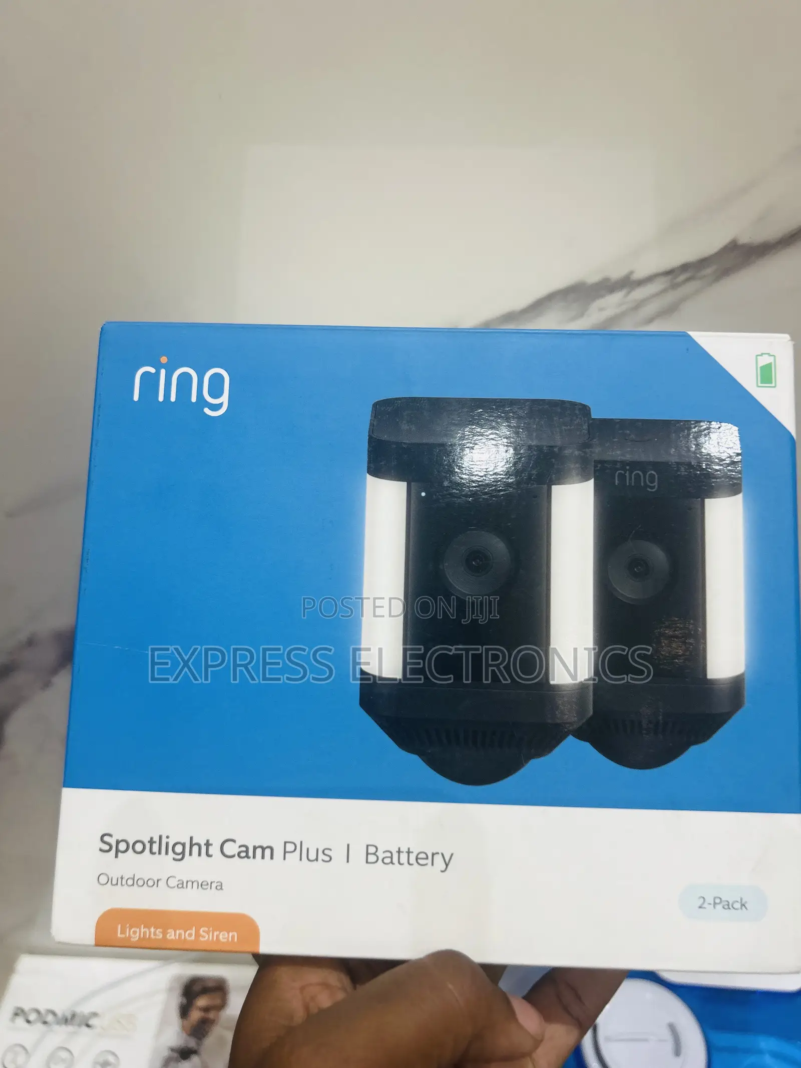 Ultra Modern Two in One Ring Spotlight Cam for Plus