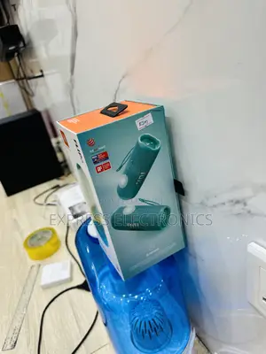 Lovely Sealed in Box JBL Flip 6