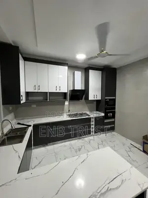 5bdrm House in Achimota for sale