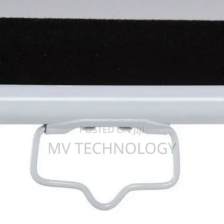 Manual Pull Down Projector Screen 243x243 Cm