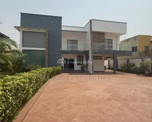 5bdrm Duplex in Ashaley Botwe for sale