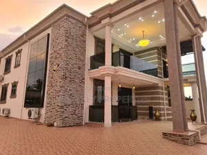 5bdrm Duplex in Agric Nzema Near, Kumasi Metropolitan for sale