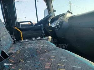 Hyundai 5ton Truck Blue