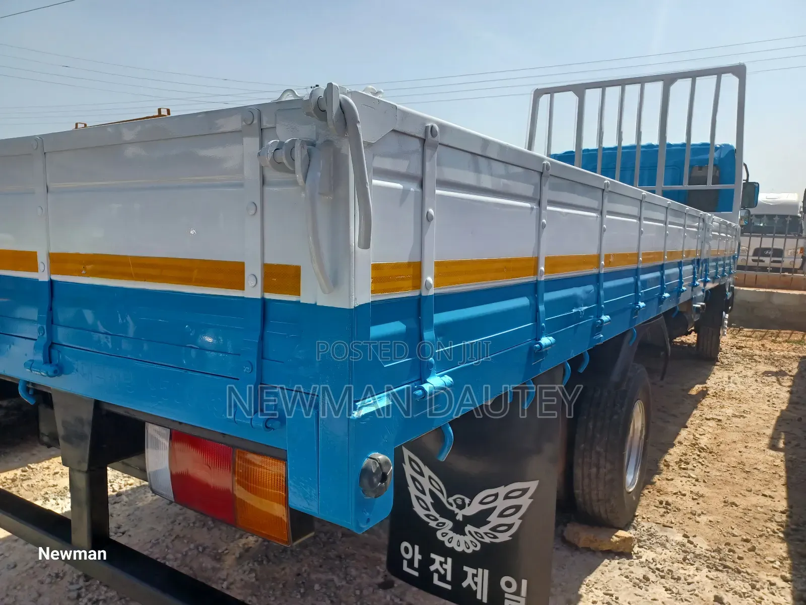 Hyundai 5ton Truck Blue