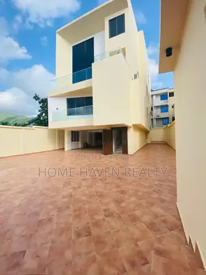 5bdrm House in Dzorwulu for sale