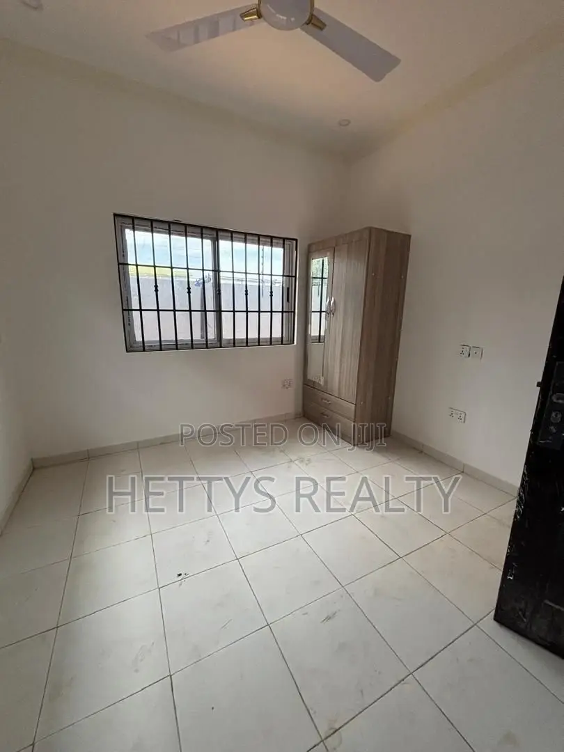 3bdrm House in East Legon for sale