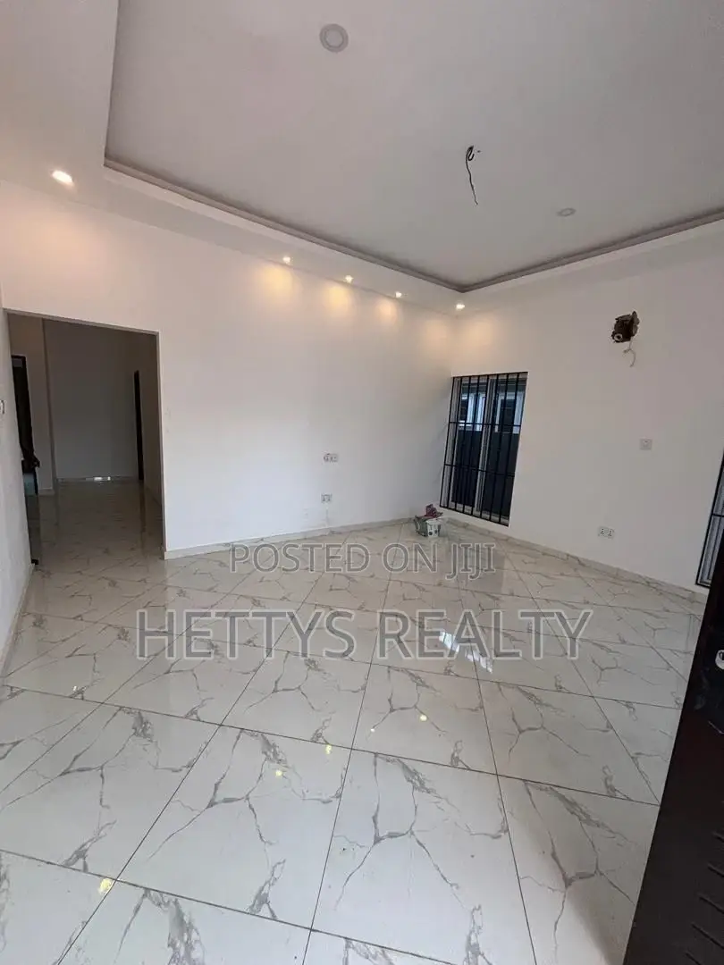 3bdrm House in East Legon for sale