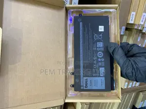 R8d7n Laptop Battery for Dell Latitude 5400 5410 5500