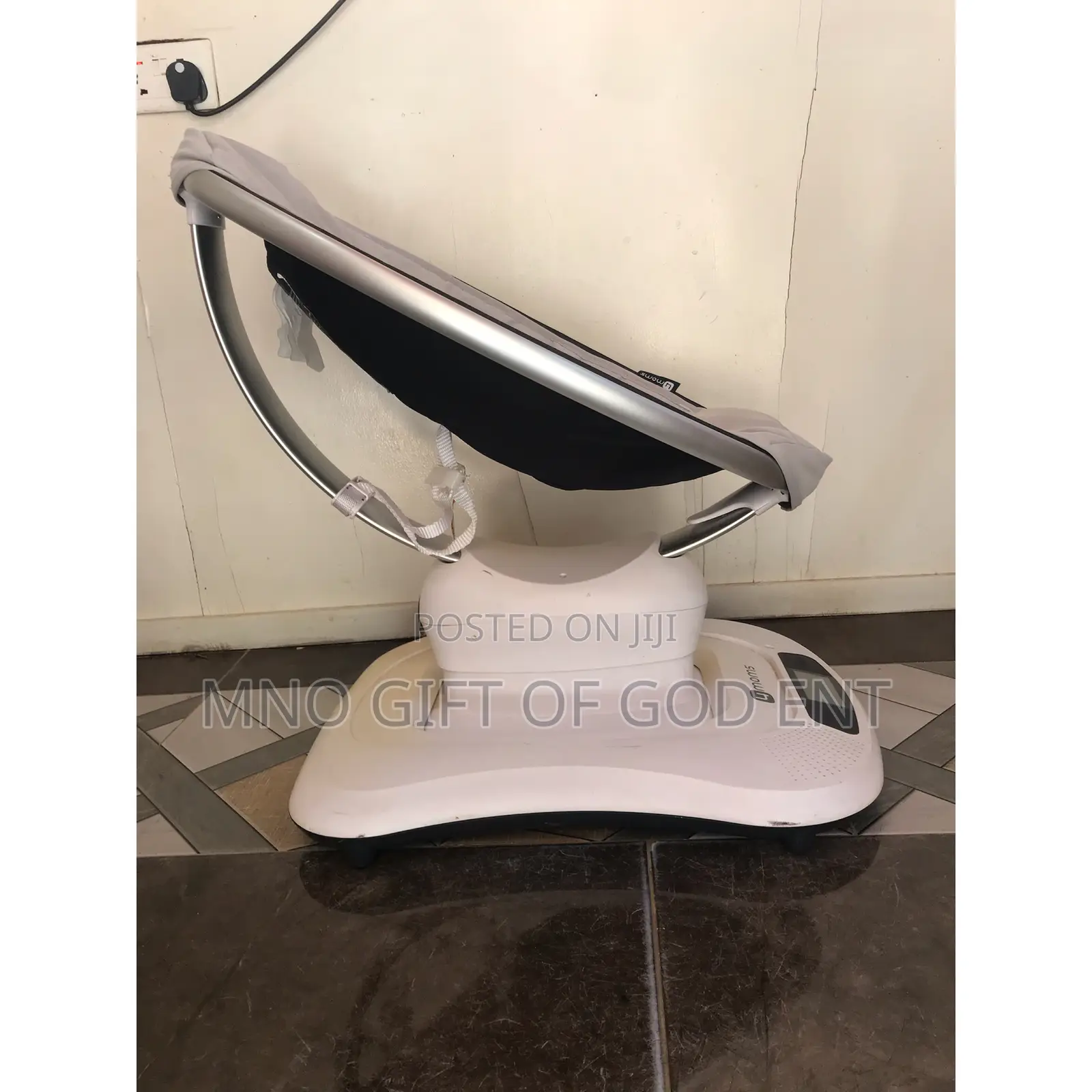 4moms Mamaroo 4 Multi-Motion Baby Swing, Bluetooth From U.S.