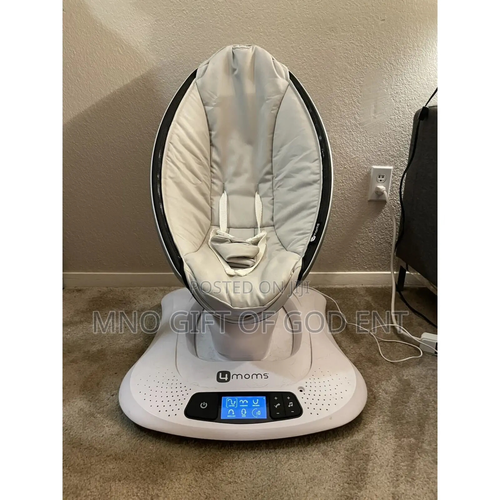 4moms Mamaroo 4 Multi-Motion Baby Swing, Bluetooth From U.S.
