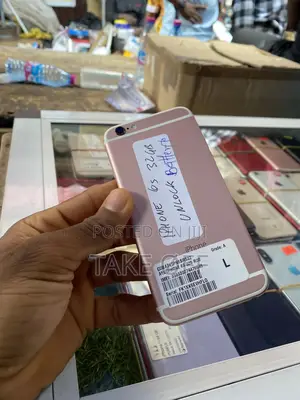 Apple iPhone 6s 32 GB Gold
