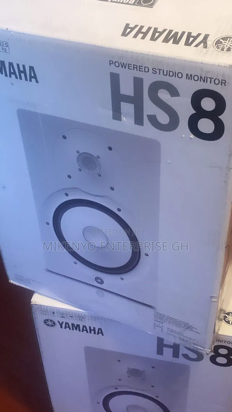 Yamaha HS8 Monitors Stands and Audio Cable Package