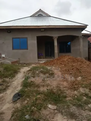 7bdrm House in Philten Construction, Kumasi Metropolitan for sale