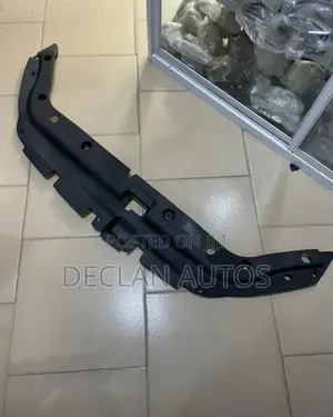 Toyota Rav4 Radiator Cover