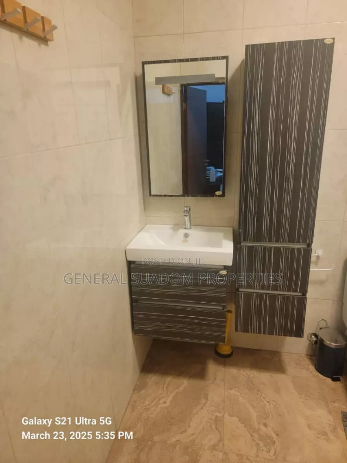4bdrm Duplex in Suadom Properties, Baatsona Total for rent