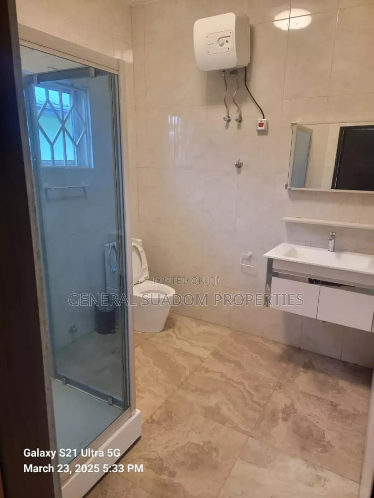 4bdrm Duplex in Suadom Properties, Baatsona Total for rent