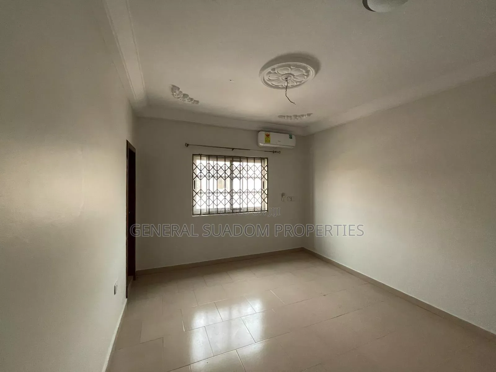 4bdrm Duplex in Suadom Properties, American House for rent