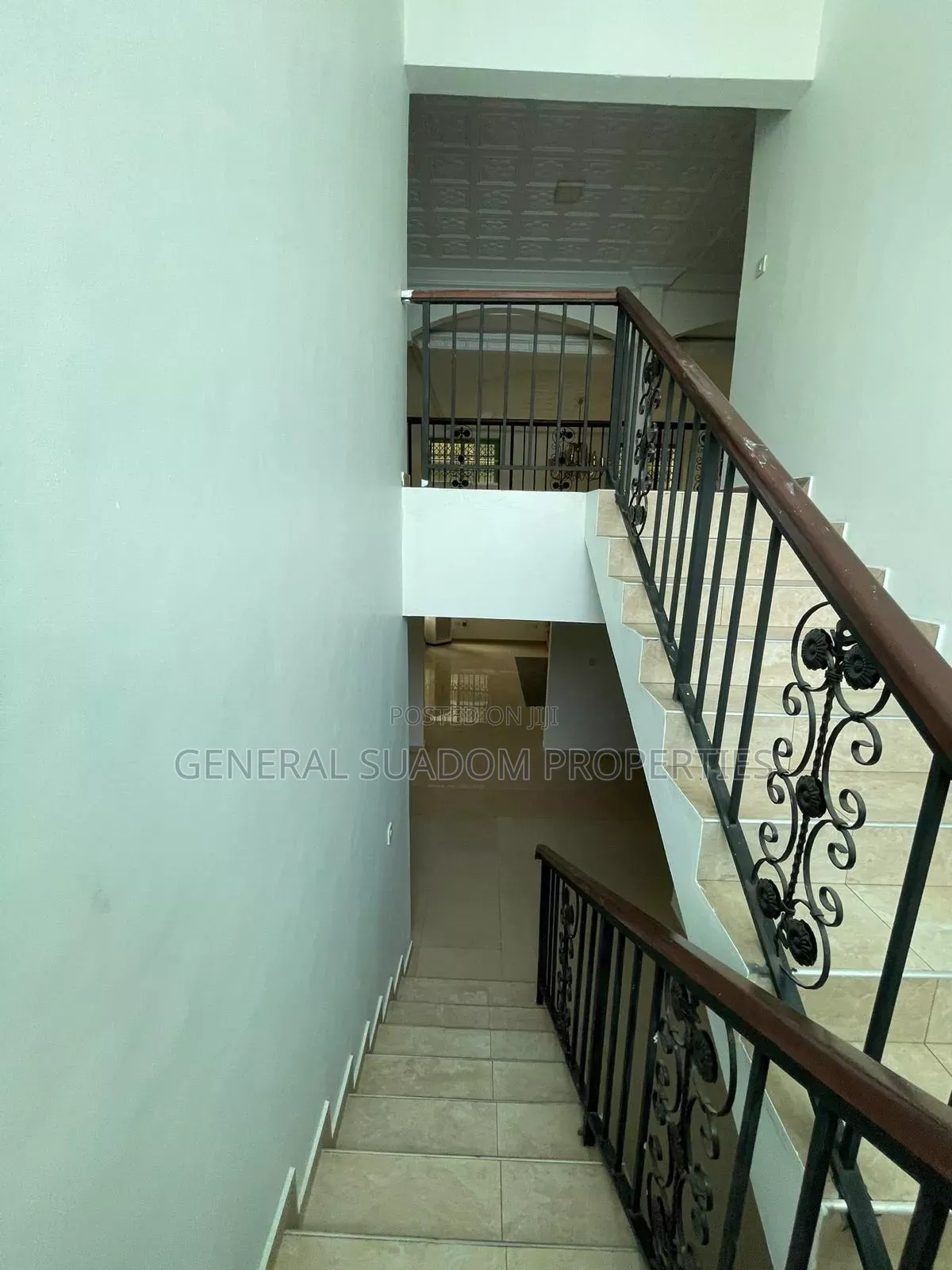 4bdrm Duplex in Suadom Properties, American House for rent