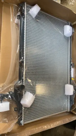 Mitsubishi Outlander 2015 - 2019 Radiator Water Tank