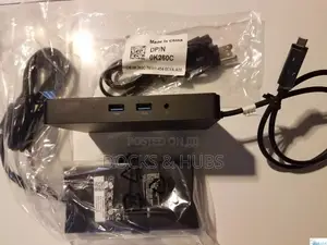 Dell Usb-C Wd15 Triple Monitor Dock - 130w Adapter