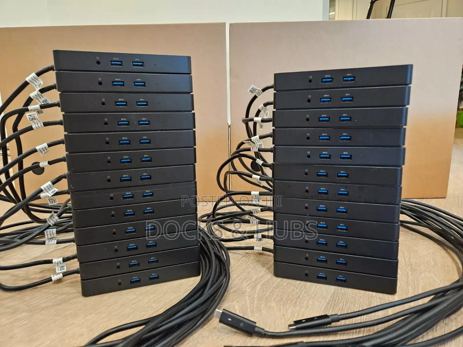 Dell Usb-C Wd15 Triple Monitor Dock - 130w Adapter