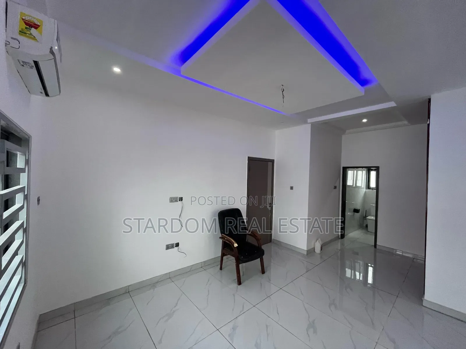4bdrm Duplex in Ars, East Legon for sale
