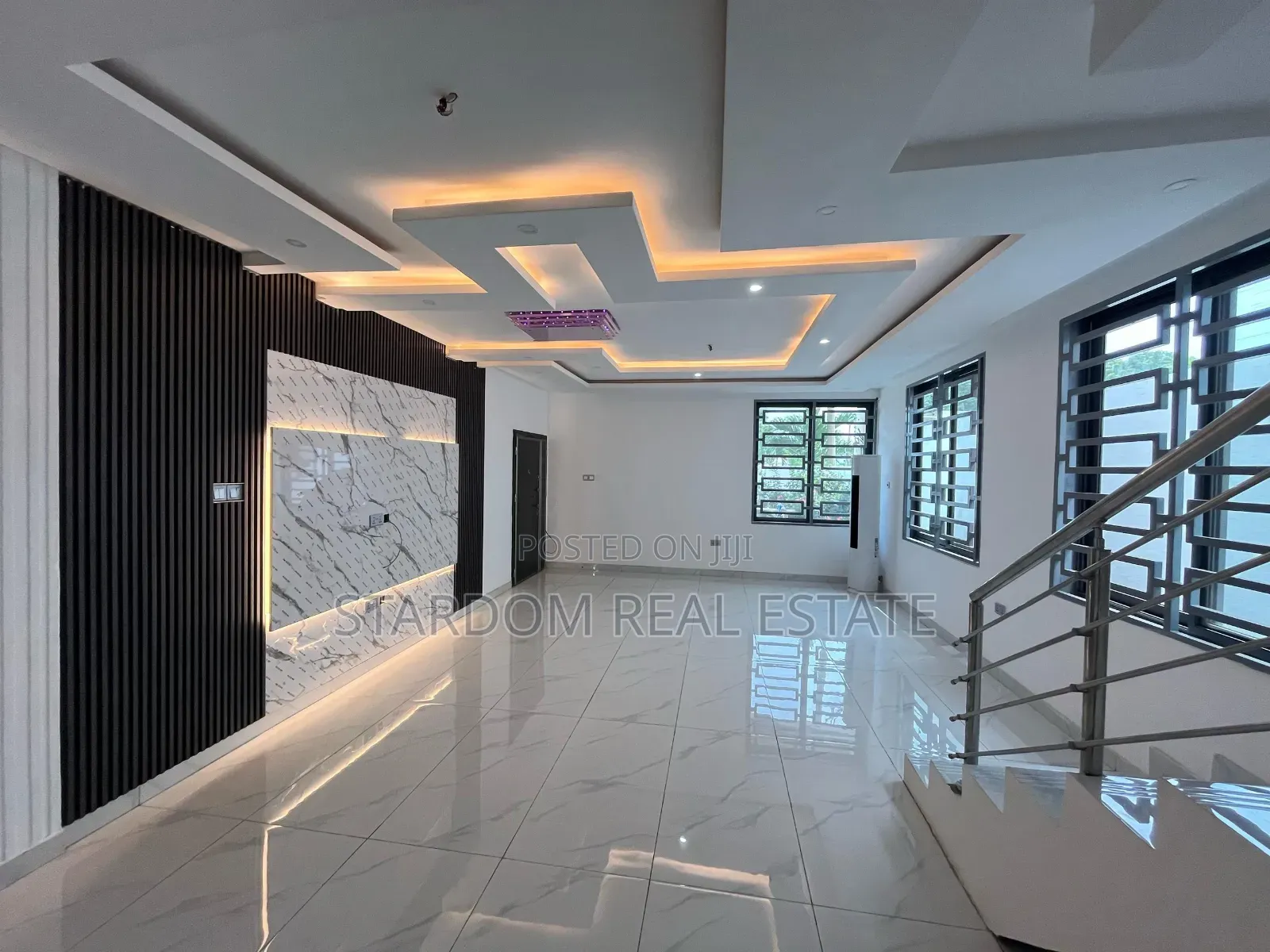 4bdrm Duplex in Ars, East Legon for sale