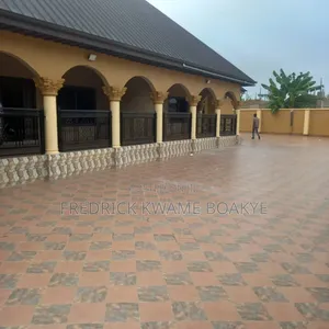 2bdrm Apartment in Brother K Estate, Kumasi Metropolitan for rent