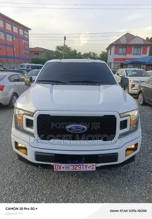 Ford F-150 XLT 4x2 SuperCab Styleside 8 ft. box 163 in. WB 2020 White