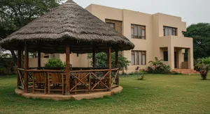 Residential Summer Hut 02