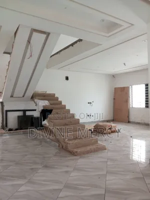 5bdrm Duplex in Millennium City, Awutu Senya East Municipal for sale