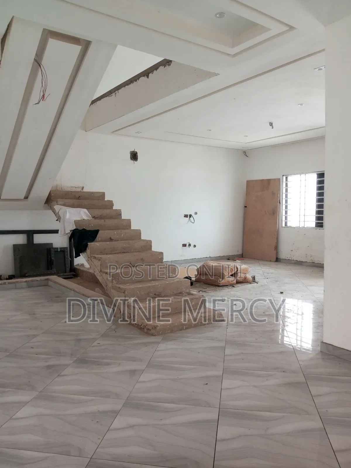 5bdrm Duplex in Millennium City, Awutu Senya East Municipal for sale