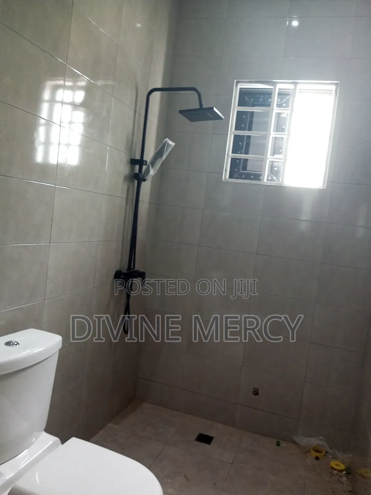 5bdrm Duplex in Millennium City, Awutu Senya East Municipal for sale