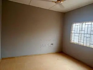 4bdrm House in Dansoman, Keep Fit for sale