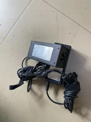 Samsung Laptop Charger/Adapter Uk Used 19v 3.16a 65w