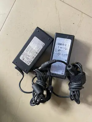 Samsung Laptop Charger/Adapter Uk Used 19v 3.16a 65w