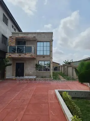 3bdrm House in Pokuase for sale