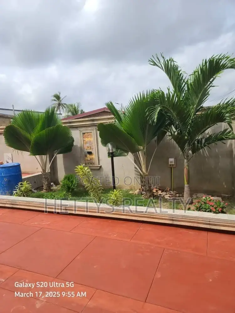 3bdrm House in Pokuase for sale