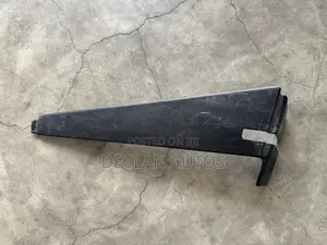 2018 Acura Rdx Rear Left Side Trunk Tailgate Hinge Cover