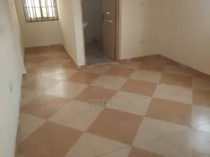 1bdrm Apartment in Estate Agency, Baatsona Total for rent