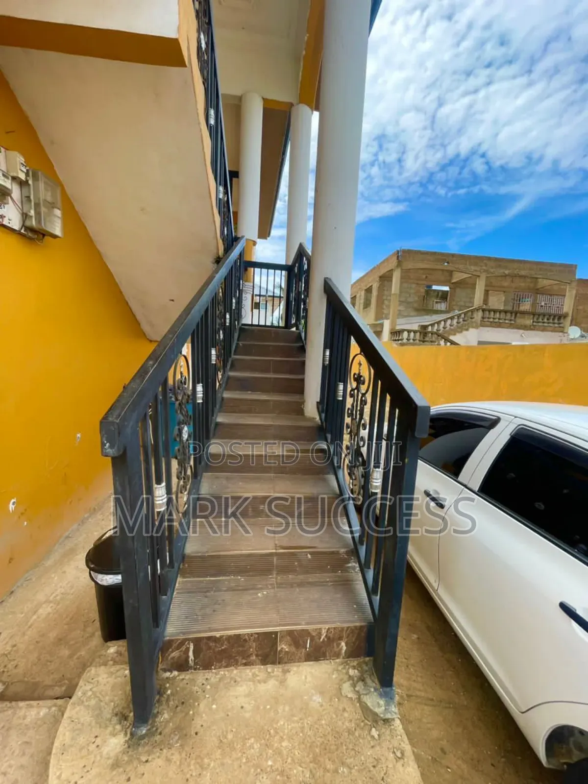 9bdrm House in Ga South Municipal for sale