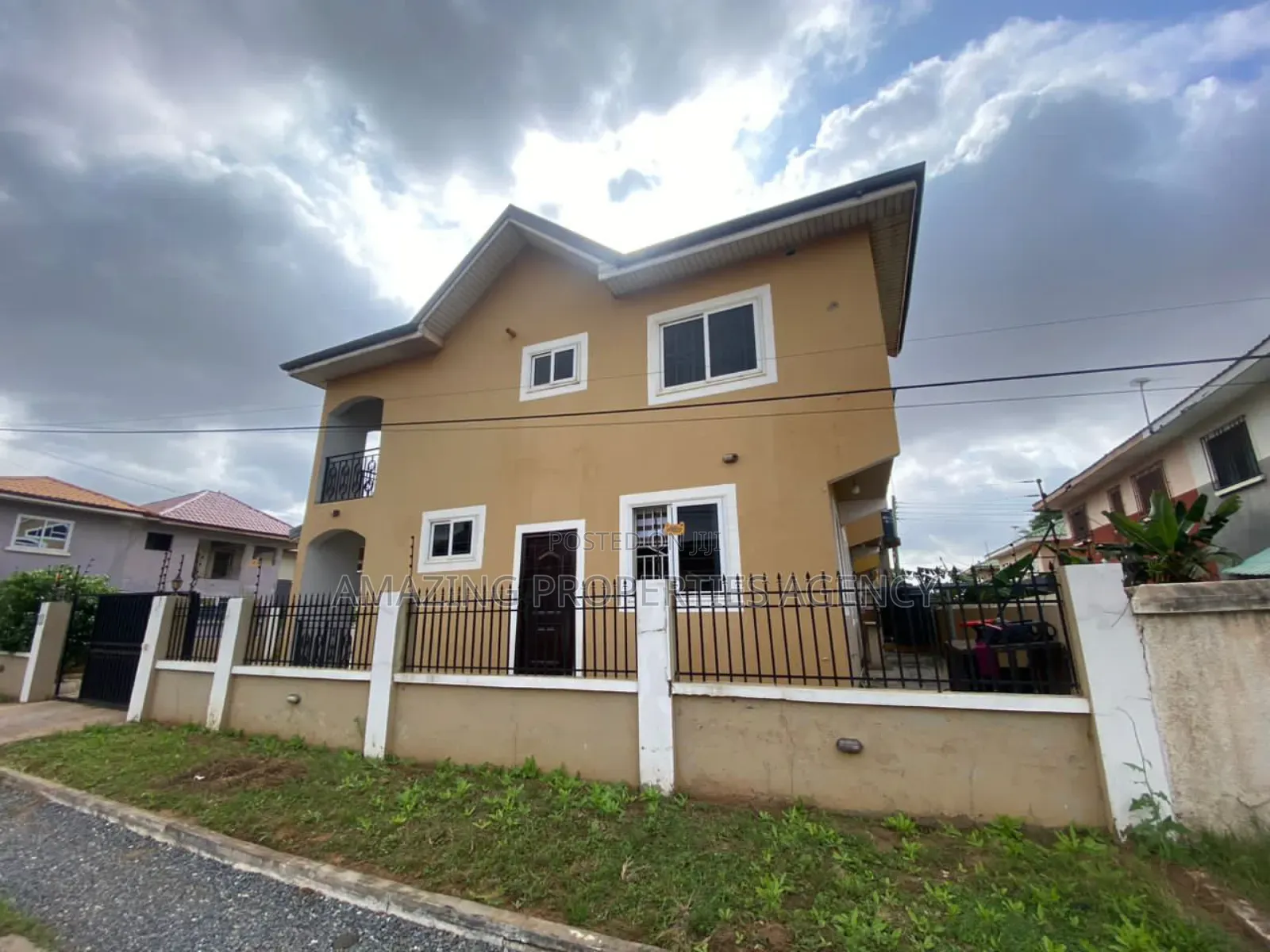 4bdrm House in Spintex for rent
