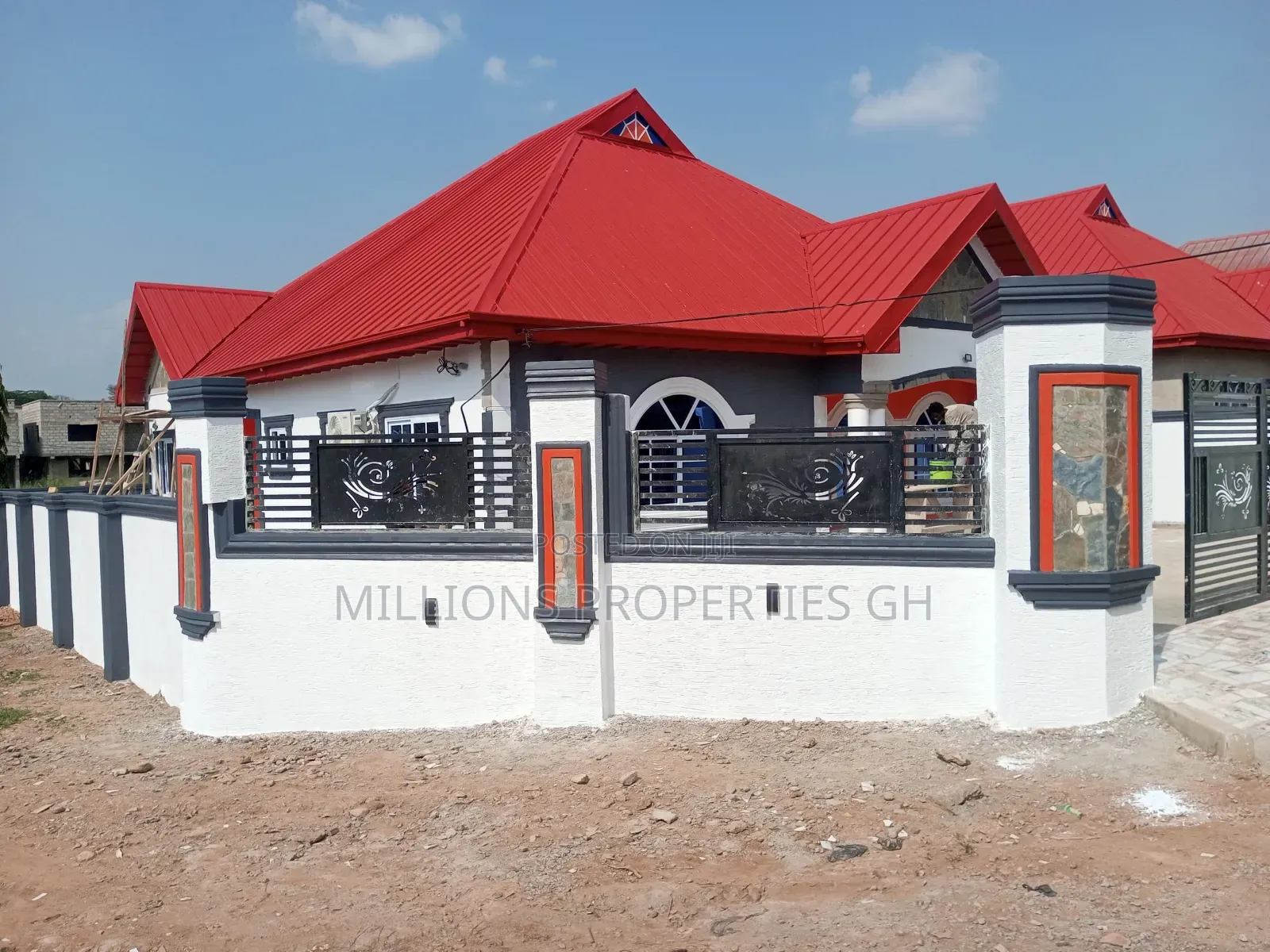 4bdrm House in Millions Properties, Kumasi Metropolitan for sale